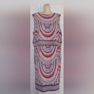 NWOT. Size 1X. Sleeveless. Knee Length. Elegant Multicolor Geometric Dress .